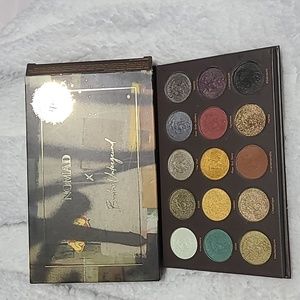 Nomad palette for sale